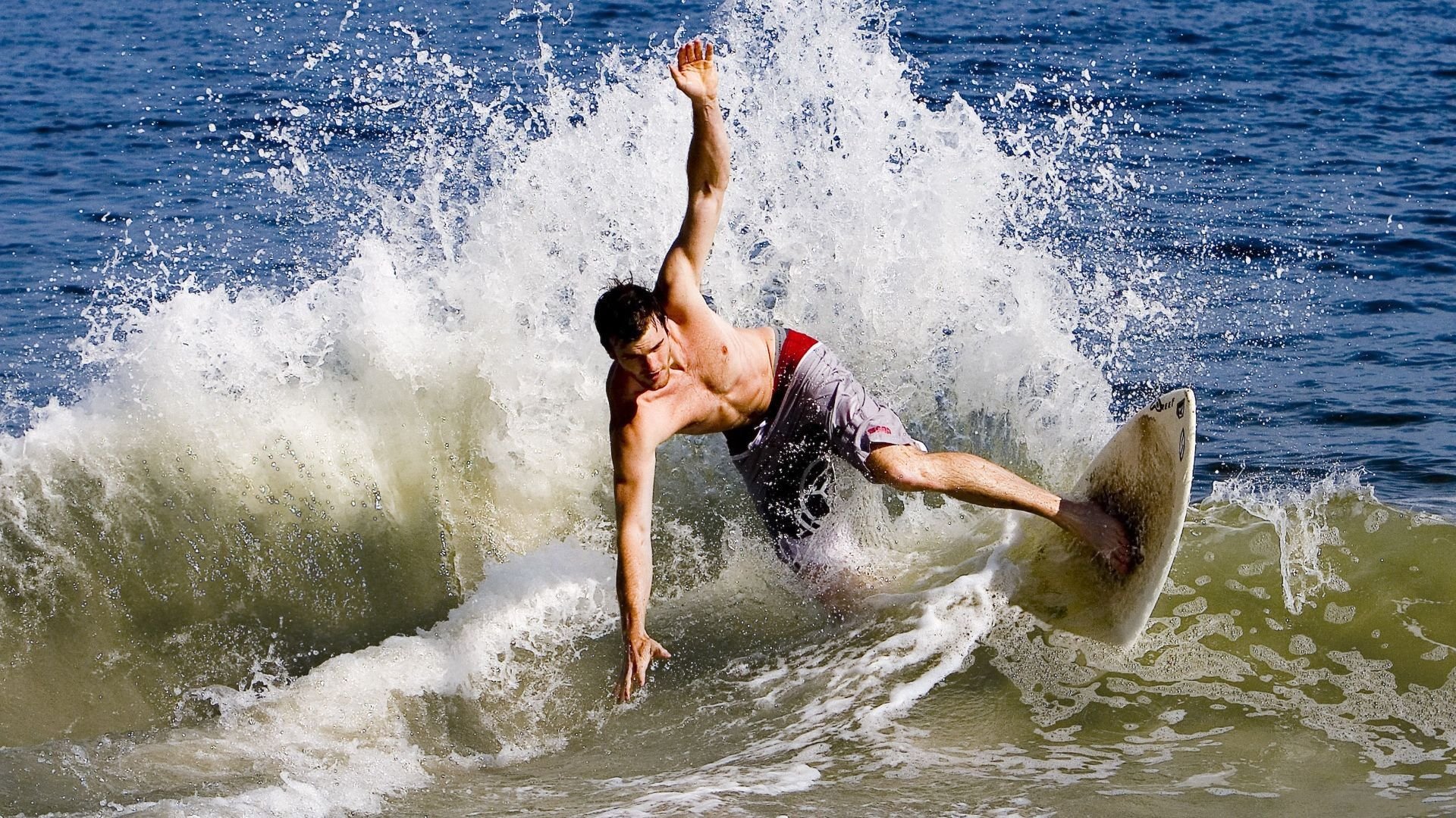 _魔术队伍默契满分，绝杀鹰巢_，魔术师绝杀